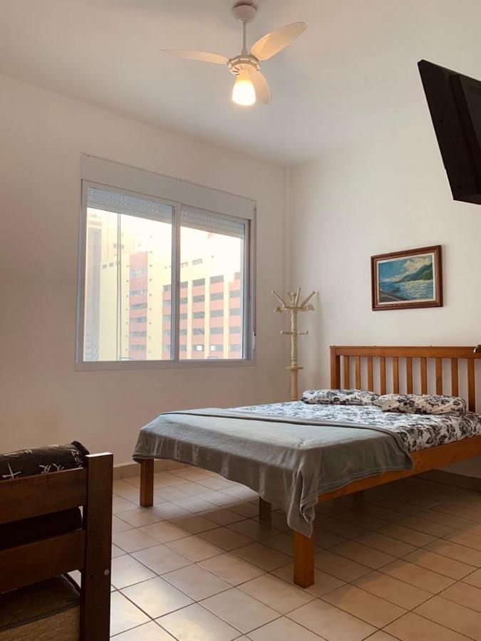 Studio 909 Pitangueiras - Edificio Bandeirantes - Com Estacionamento Incluido グァルジャー エクステリア 写真