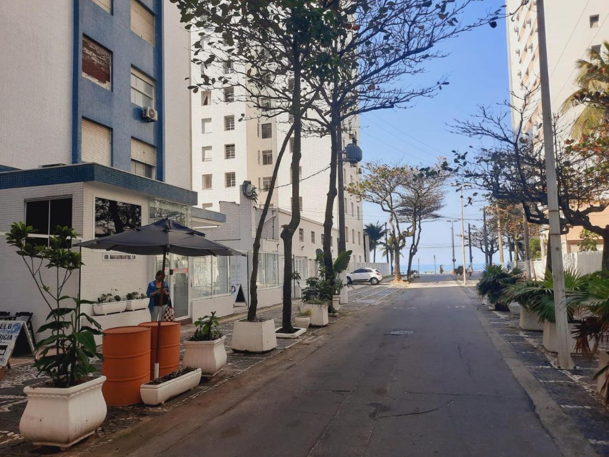Studio 909 Pitangueiras - Edificio Bandeirantes - Com Estacionamento Incluido グァルジャー エクステリア 写真