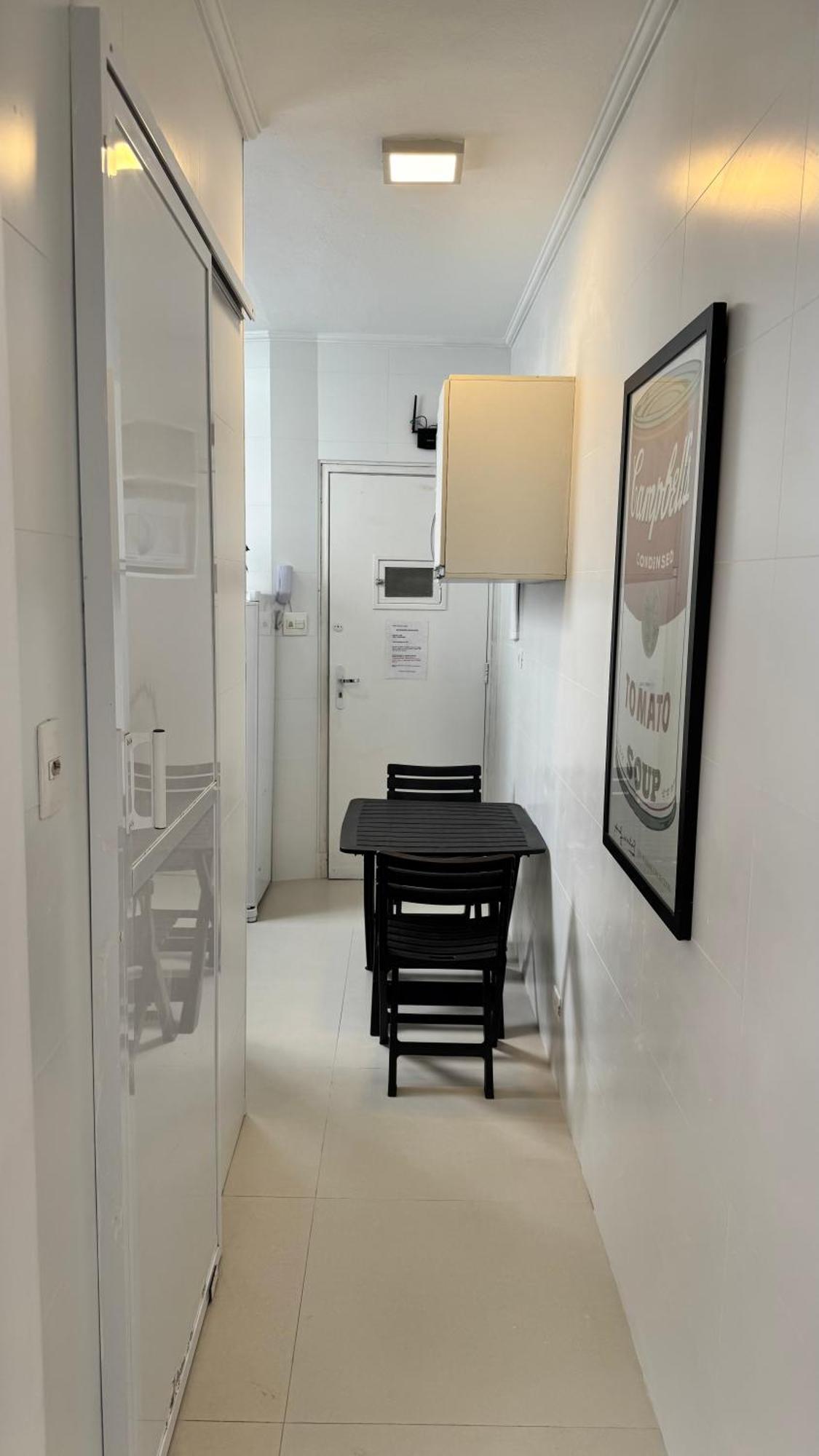 Studio 909 Pitangueiras - Edificio Bandeirantes - Com Estacionamento Incluido グァルジャー エクステリア 写真